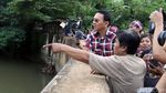 Blusukan ke Lubang Buaya, Ahok Cek Kali