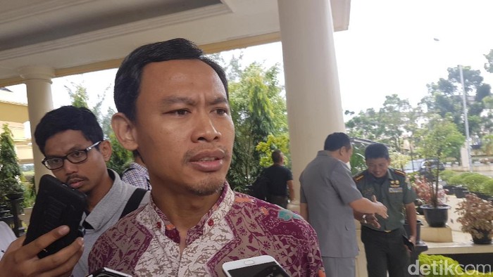 Bawaslu Banten Tangkap Pelaku Pembagian Mi Instan Berstiker Paslon