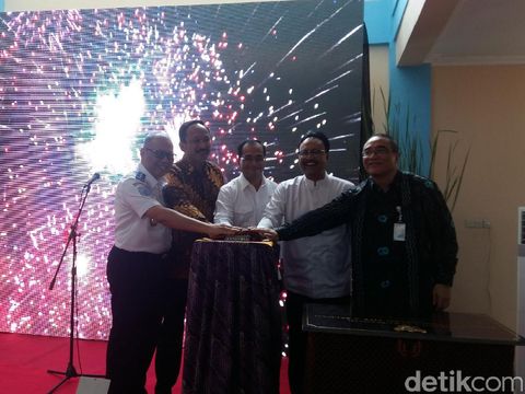  Menteri Perhubungan (Menhub) Budi Karya Sumadi meresmikan terminal penumpang tipe A Seloaji, Ponorogo, Jawa Timur, Jumat (3/2/2017)
