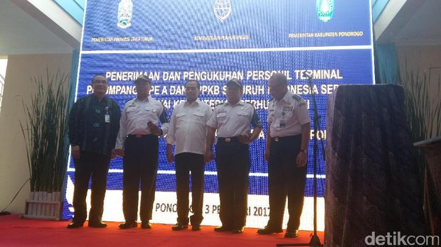 Menhub Resmikan Terminal Bus Ponorogo Jatim