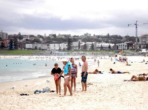 Ketika Pantai Australia Jadi Hotspot Virus Corona