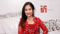Prilly mengatakan hubungan tersebut hanya sebatas teman. Pool/Noel/detikHot.