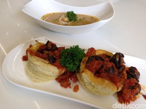 Dua Menu Pembuka Berbahan Seafood dan Escargot Dibongkar dalam French Cooking Class