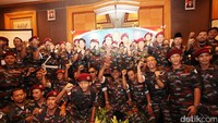Patriot Indonesia merupakan salah satu ormas yang akan menjadi sayap Partai Hanura, yang diketuai oleh Oesman Sapta Odang.
