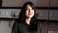Lima tahun pernikahan, Alice Norin akhirnya melahirkan anak pertama. Pool/Noel/detikHot.