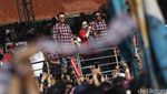 Senyum Semringah Ahok dan Djarot di #KonserGue2