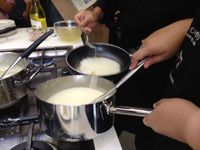 Ikan Kakap Merah Dimasak dengan Vin-Blanc dalam Balutan Kertas