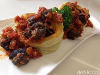  Dua Menu Pembuka Berbahan Seafood dan Escargot Dibongkar dalam French Cooking Class