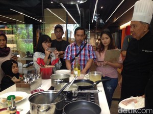 Serunya Tambah Ilmu Masakan Prancis dari Chef Iskandar