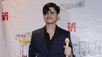 Namun perlahan penampilan Aliando mulai berubah. Hanif Hawari/detikHOT