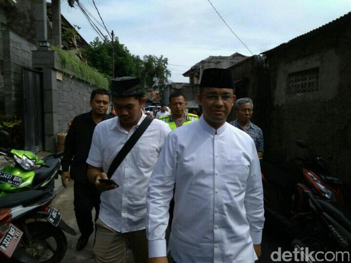 Di Pengajian Ustaz Solmed, Anies Bicara Duetnya dengan Sandiaga