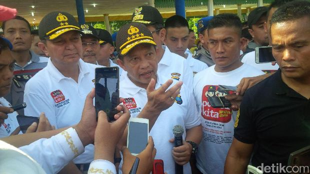 Kapolri Luncurkan Aplikasi Pelayanan Online Kepolisian di Medan