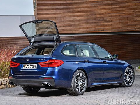 BMW Kenalkan Seri 5 Touring