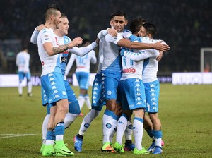 Lini Serang Tetap Oke, Bukti Napoli Sudah Move On dari Higuain