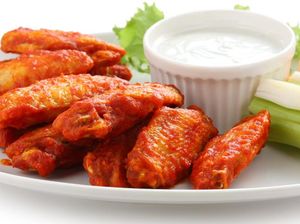 Restoran Ini Hanya Punya Menu Chicken Wings, Tapi Bikin Orang Bingung