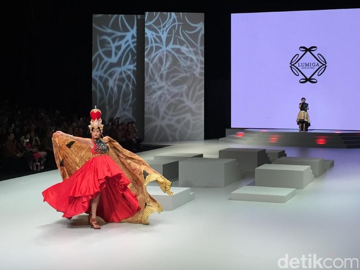 Pesona Batik Sekar Jagad Banyuwangi di Tangan Desainer Irma Lumiga