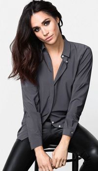 7 Bukti Pangeran Harry Akan Segera Melamar Meghan Markle