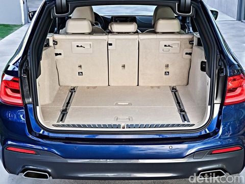 BMW Kenalkan Seri 5 Touring