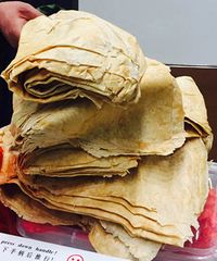 Pria Ini Berusaha Bawa 15 Kg Pancake Khas China Buatan Ibunya ke Pesawat