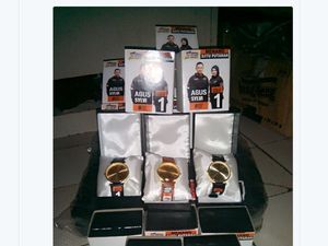 Bantah Kicauan Yunarto, Agus Tepis Bagikan Suvenir Jam Tangan