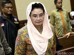 Siti Fadilah Debat dengan Eks Sekjennya Soal Cici Tegal