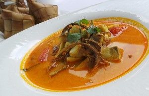 Spicy hot and sour soup (Tom yum) with grouper.