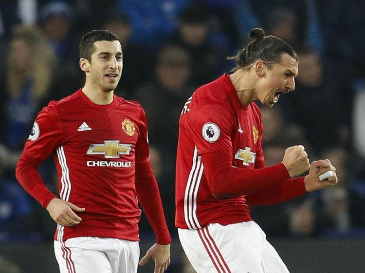 Setan Merah Menyala di King Power Stadium