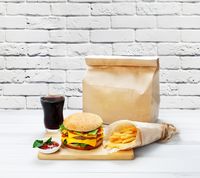 Ini Zat Berbahaya yang Banyak Terkandung dalam Kemasan <i>Fast Food</i>