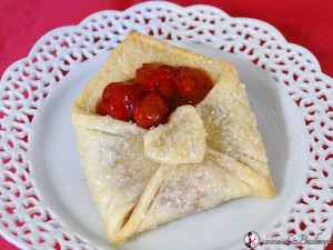 Pie Berbentuk Amplop Ini Bisa Jadi Hadiah Valentine Lucu!