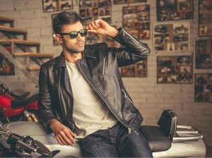 Ini Perlengkapan Wajib untuk Si Pemotor Stylish