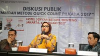 Para pembicara yang hadir dalam diskusi ini adalah (Ki-ka) peneliti Grup Riset Potensial Farid, komisioner KPU DKI Jakarta Dahlia Umar, dan Guru Besar Statistik Khairil A Notodiputro.