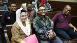 Sidang Perdana Eks Menkes Siti Fadilah