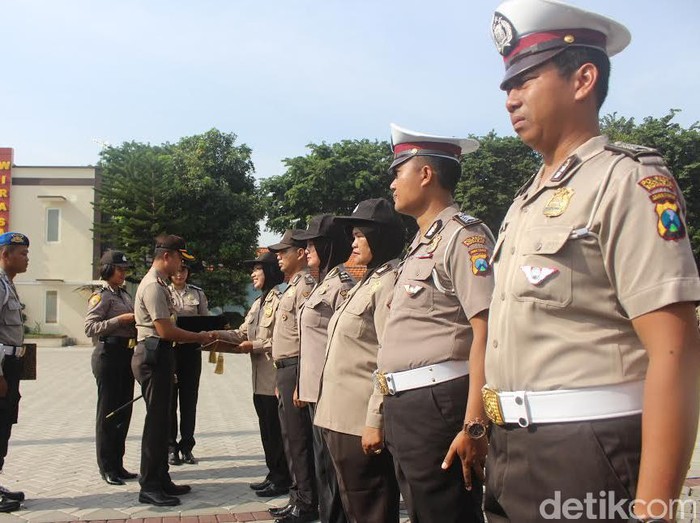Anggota Polsek Waru Hibahkan Tanahnya untuk Pesantren