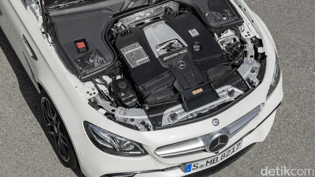 Mercedes-AMG E63 S Estate, Mobil Keluarga yang Bertenaga