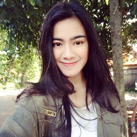 Felicya AngelistaWanita yang baru menikah dengan Caesar Hito ini juga keturunan Manado. Felicya dikenal sebagai aktris sinetron dan film. Foto: Instagram Felicya Angelista