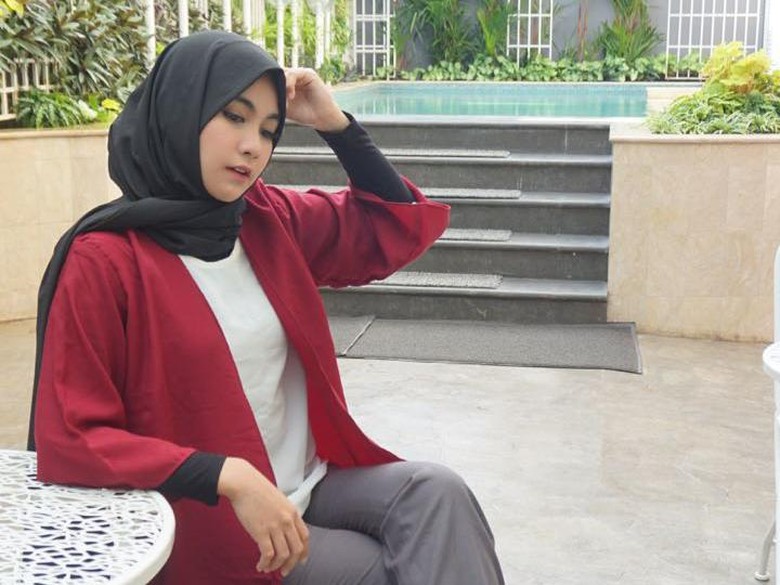 Fokus Hadapi Sidang Kuliah, Anisa Rahma Jadi Doyan Ngemil Fokus Hadapi Sidang Kuliah, Anisa Rahma Jadi Doyan Ngemil