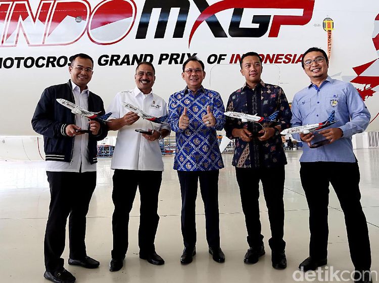 Indo MXGP di Badan Pesawat Sriwijaya Air