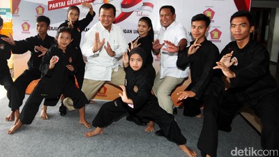 Aksi Pesilat di HUT Gerindra