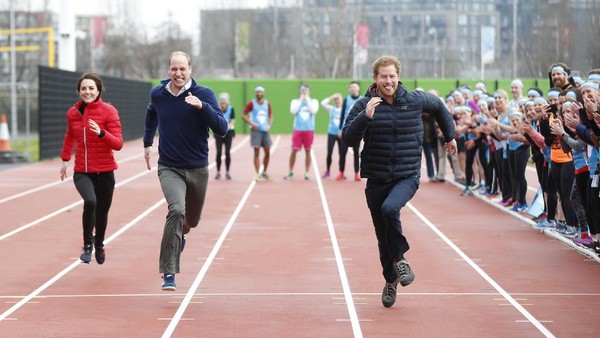 Potret Kebersamaan Harry-William Sebelum Nikahi Meghan Markle