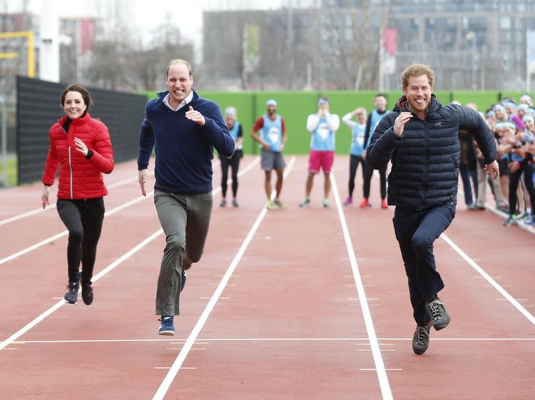 Potret Kebersamaan Harry-William Sebelum Nikahi Meghan Markle