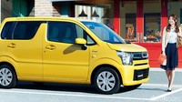 WagonR tipe hybrid FX. Untuk varian hybrid mobil disebut memiliki konsumsi BBM 33,4 km per liter. Foto: Suzuki