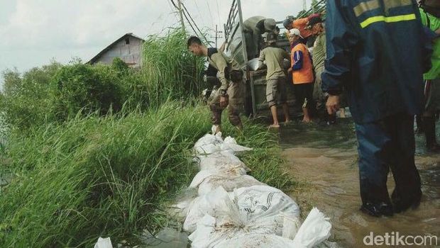 Pemkot Surabaya Temukan Penyebab Jebolnya Tanggul Kali Lamong