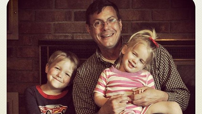 Ceria Lalu Tiba-tiba Mematung, Lika-liku Bocah dengan AHC