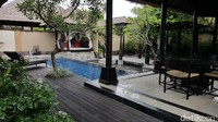 One Bedroom Villa luasnya 350 m2 dan Presidential Suite Three Bedroom Villa luasnya 700 m2. One-Bedroom Villa mulai dari Rp 4,5 juta++ dan Presidential Villa mulai dari Rp 19 juta ++ per malam (Fitraya/detikTravel)