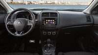 Outlander Sport edisi khusus ini dibanderol mulai US$ 21.995 atau setara Rp 293 jutaan. Foto: Carscoops