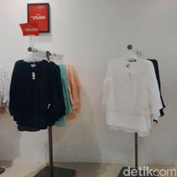 Old Navy Diskon Hingga 70%, <i>T-shirt</i> Mulai dari Rp 75 Ribu