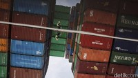 PT Nusantara Pelabuhan Handal tengah mengoperasikan terminal peti kemas di Pelabuhan Tanjung Priok dengan kapasitas 600 ribu TEUS, Selasa (7/2/2017).