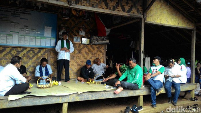 Cawagub Embay Dapat Dukungan dari Tokoh Adat Baduy di Lebak