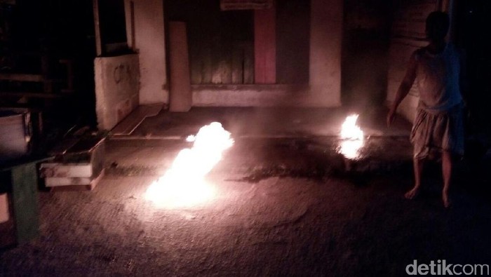 Polisi Selidiki Pelemparan Molotov di Markas FPI Depok