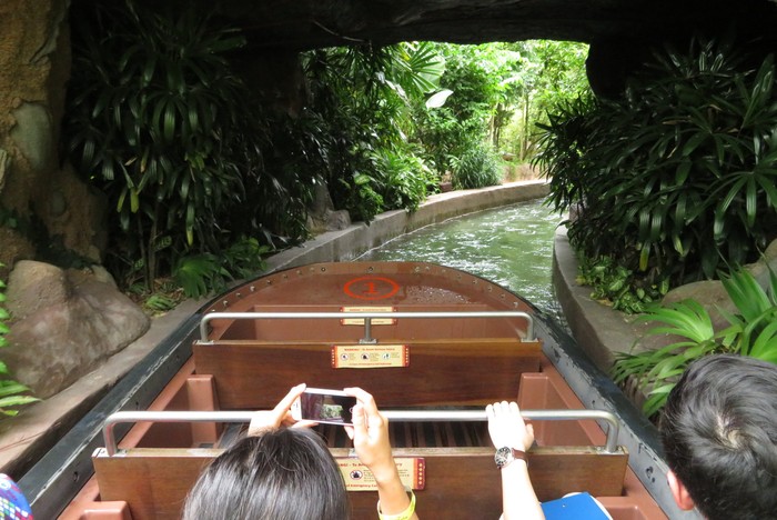 Seperti Jelajah Amazon, Padahal Lagi di River Safari Singapura